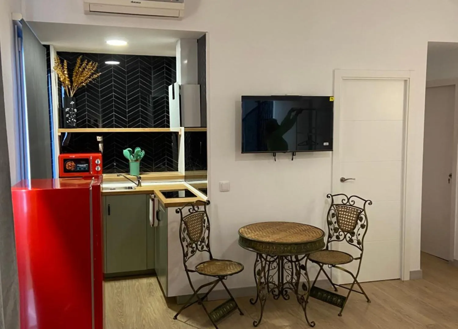 Apartamentos Rey 1 Prado Del Rey Spain